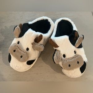 NWT-Novelty Cow Slippers